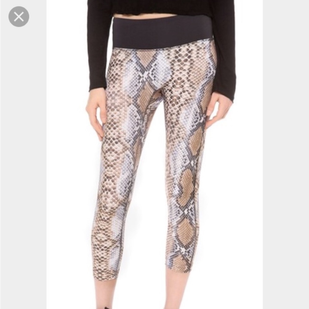 Prism Sport Python Capris - image 2